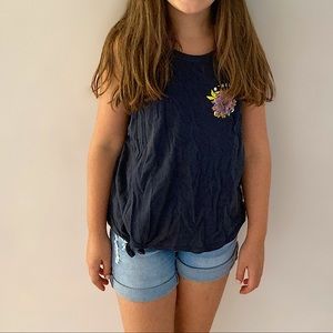 O’Neill’ navy blue shirt with logo